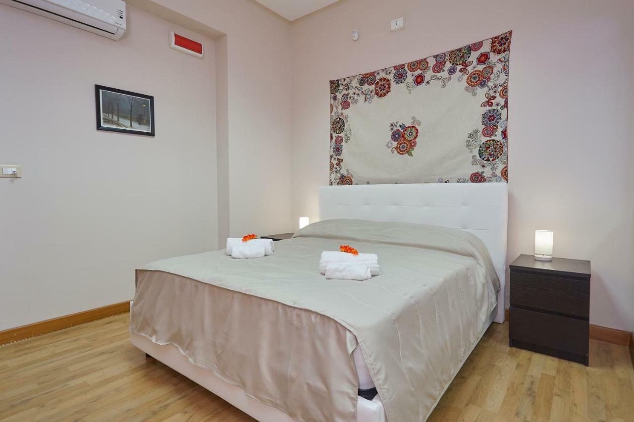 Sturzo 44 Bed & Breakfast ปาแลร์โม ภายนอก รูปภาพ