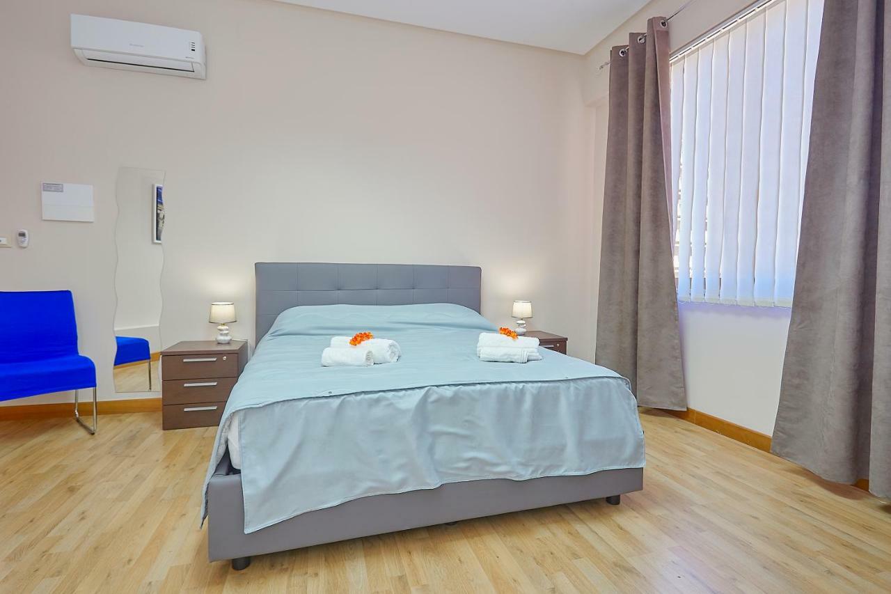 Sturzo 44 Bed & Breakfast ปาแลร์โม ภายนอก รูปภาพ