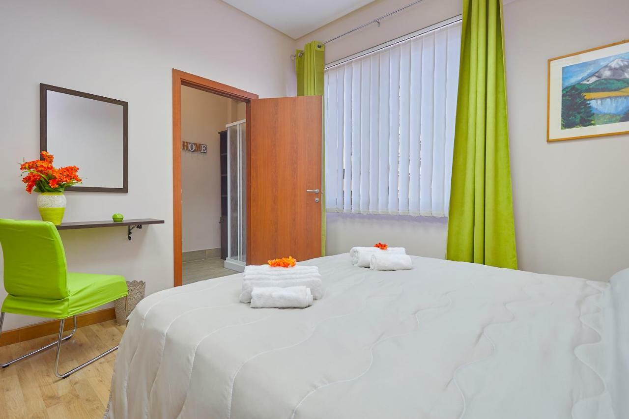 Sturzo 44 Bed & Breakfast ปาแลร์โม ภายนอก รูปภาพ