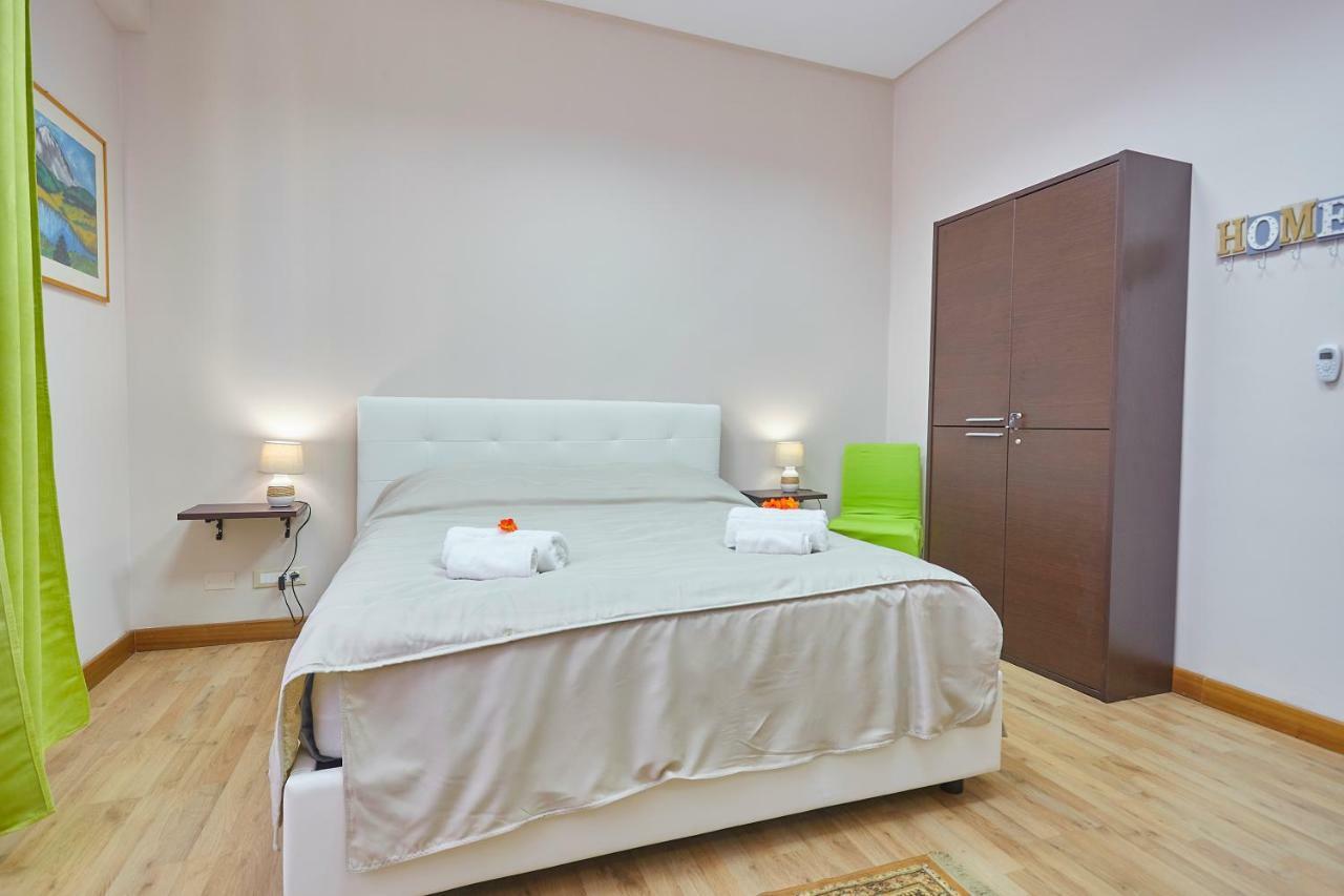 Sturzo 44 Bed & Breakfast ปาแลร์โม ภายนอก รูปภาพ