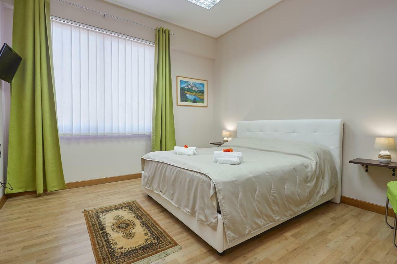 Sturzo 44 Bed & Breakfast ปาแลร์โม ภายนอก รูปภาพ